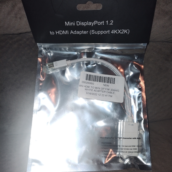 Legrand QSFP+, Active OM-3 Optical Cable to QSFP+, 850nm SR4 40G 1m - Picture 8 of 8